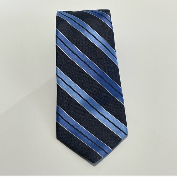 Michael Kors Tie 100% Sink - Picture 2 of 15